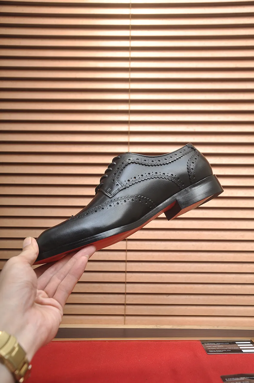 Men's shoes 💰620💶 [Chrstian Loubotin] Red-soled shoes 💋Original mold opening, the highest version on the market, purely handmade ➕Imported cowhide uppers, first-layer water-dyed cowhide lining! Original EU high-gloss outsole. 38 to 45 (45 customized)
